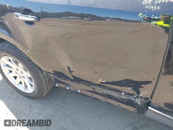 ✅ 2019 Lincoln MKT • VIN: 2LMHJ5NK2KBL03273 • Лот: 42071546. Опубликован ранее на IAAI с пробегом 255 186 миль. Бесплатный доступ к архиву аукционных продаж из США и подробный отчёт об истории автомобиля на DreamBid. Изображение 6.