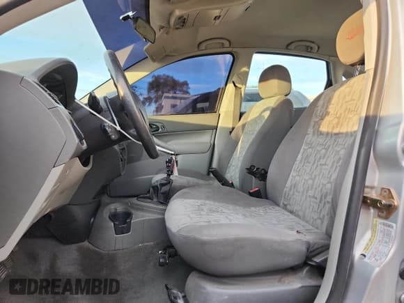 ✅ 2005 Ford Focus S • VIN: 1FAFP34N45W132881 • Lot: 92360215. Listed on Copart with 224,955 mi. Free auction sales archive from the USA and detailed vehicle history report at DreamBid. Image 7.