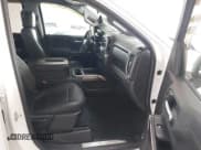 ✅ 2021 Chevrolet Silverado 1500 RST • VIN: 3GCUYEED7MG217646 • Lot: 42643254. Wystawiony na IAAI z przebiegiem 59 175 mil. Bezpłatny archiwum sprzedaży aukcyjnych z USA i szczegółowy raport historii pojazdu na DreamBid. Zdjęcie 5.