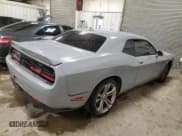 ✅ 2022 Dodge Challenger R/T • VIN: 2C3CDZBT8NH144352 • Lot: 44804763. Wystawiony na Copart z przebiegiem 19 974 mil. Bezpłatny archiwum sprzedaży aukcyjnych z USA i szczegółowy raport historii pojazdu na DreamBid. Zdjęcie 3.