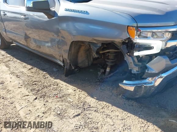 ✅ 2025 Chevrolet Silverado 1500 LT • VIN: 1GCPACED9SZ131273 • Lot: 43646390. Wystawiony na IAAI z przebiegiem 34 649 mil. Bezpłatny archiwum sprzedaży aukcyjnych z USA i szczegółowy raport historii pojazdu na DreamBid. Zdjęcie 6.