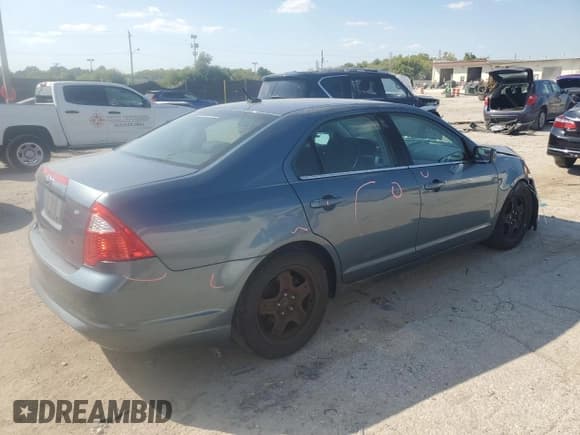 ✅ 2011 Ford Fusion SE • VIN: 3FAHP0HA8BR214139 • Лот: 71991385. Опубликован ранее на Copart с пробегом 219 931 миль. Бесплатный доступ к архиву аукционных продаж из США и подробный отчёт об истории автомобиля на DreamBid. Изображение 3.