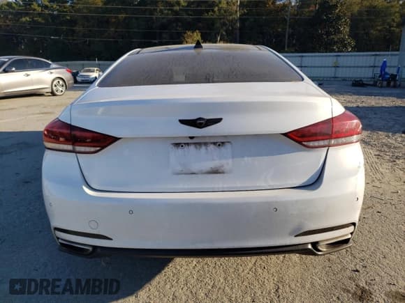 ✅ 2015 Hyundai Genesis 3.8L • VIN: KMHGN4JE7FU035729 • Lot: 83419324. Wystawiony na Copart z przebiegiem 180 442 mil. Bezpłatny archiwum sprzedaży aukcyjnych z USA i szczegółowy raport historii pojazdu na DreamBid. Zdjęcie 6.