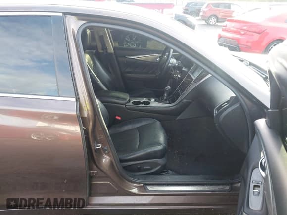 ✅ 2014 Infiniti Q50 Premium • VIN: JN1BV7AP5EM673500 • Lot: 43550028. Listed on IAAI with 139,057 mi. Free auction sales archive from the USA and detailed vehicle history report at DreamBid. Image 5.