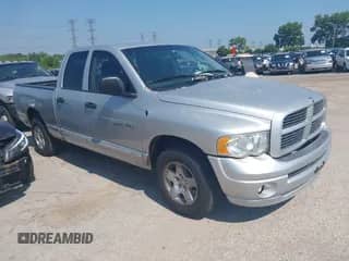 2005 Dodge 1500 SLT с VIN 1D7HA18D15S114765, выставлен на аукционе IAAI как лот 42678146 с пробегом 209 686 миль миль и . История ставок и продаж доступна на DreamBid. Изображение 1.