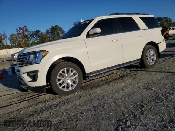 ✅ 2021 Ford Expedition XLT • VIN: 1FMJU1JT9MEA58698 • Лот: 87199555. Опубликован ранее на Copart с пробегом 88 156 миль. Бесплатный доступ к архиву аукционных продаж из США и подробный отчёт об истории автомобиля на DreamBid. Изображение 1.