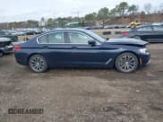 ✅ 2020 BMW 5 Series • VIN: WBAJB1C09LCD80099 • Lot: 43781569. Wystawiony na IAAI z przebiegiem 28 042 mil. Bezpłatny archiwum sprzedaży aukcyjnych z USA i szczegółowy raport historii pojazdu na DreamBid. Zdjęcie 13.