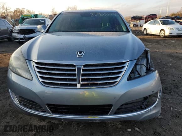 ✅ 2015 Hyundai Equus Ultimate • VIN: KMHGH4JH4FU093847 • Lot: 83905174. Listed on Copart with 57,499 mi. Free auction sales archive from the USA and detailed vehicle history report at DreamBid. Image 5.