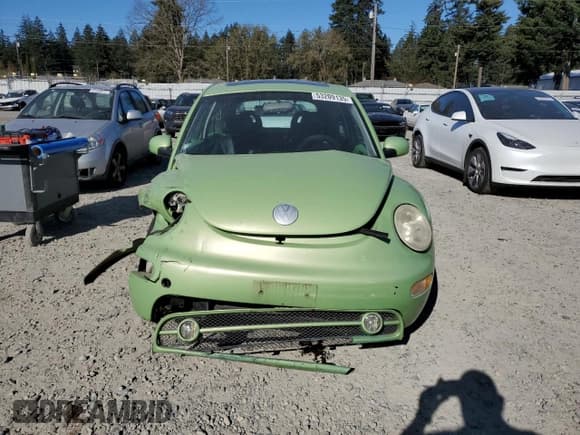 ✅ 2003 Volkswagen Beetle GLS • VIN: 3VWCD21C23M406673 • Лот: 53209135. Опубликован ранее на Copart с пробегом 106 430 миль. Бесплатный доступ к архиву аукционных продаж из США и подробный отчёт об истории автомобиля на DreamBid. Изображение 5.