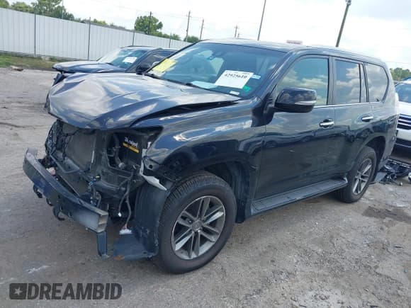 ✅ 2020 Lexus GX 460 Premium • VIN: JTJAM7BX8L5266401 • Lot: 42925610. Wystawiony na IAAI z przebiegiem 75 224 mil. Bezpłatny archiwum sprzedaży aukcyjnych z USA i szczegółowy raport historii pojazdu na DreamBid. Zdjęcie 2.