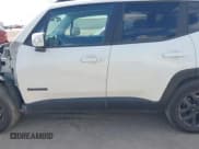 ✅ 2017 Jeep Renegade Latitude • VIN: ZACCJABB5HPG45926 • Lot: 42979862. Listed on IAAI with 45,864 mi. Free auction sales archive from the USA and detailed vehicle history report at DreamBid. Image 15.