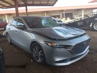 ✅ 2020 Mazda 3 • VIN: 3MZBPABL8LM133959 • Лот: 41915185. Опубликован ранее на IAAI с пробегом Не указан. Бесплатный доступ к архиву аукционных продаж из США и подробный отчёт об истории автомобиля на DreamBid. Изображение 1.