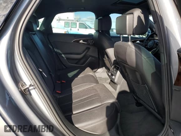 ✅ 2017 Audi A6 Prestige • VIN: WAUH2AFC7HN013716 • Лот: 72033525. Опубликован ранее на Copart с пробегом 85 230 миль. Бесплатный доступ к архиву аукционных продаж из США и подробный отчёт об истории автомобиля на DreamBid. Изображение 10.