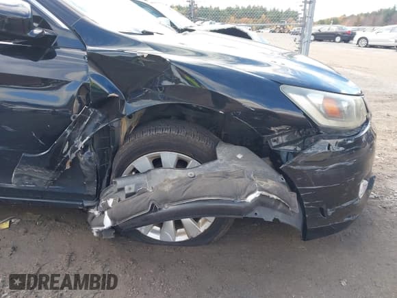 ✅ 2014 Honda Accord EX-L • VIN: 1HGCR2F88EA131563 • Lot: 43489941. Wystawiony na IAAI z przebiegiem 114 841 mil. Bezpłatny archiwum sprzedaży aukcyjnych z USA i szczegółowy raport historii pojazdu na DreamBid. Zdjęcie 6.