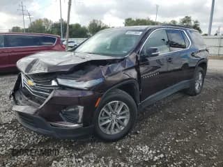 ✅ 2023 Chevrolet Traverse LT • VIN: 1GNERHKW1PJ192455 • Lot: 84272665. Wystawiony na Copart z przebiegiem 51 555 mil. Bezpłatny archiwum sprzedaży aukcyjnych z USA i szczegółowy raport historii pojazdu na DreamBid. Zdjęcie 1.