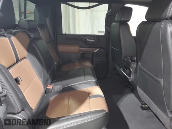 ✅ 2022 Chevrolet Silverado 2500HD High Country • VIN: 1GC4YRE78NF227588 • Лот: 84232915. Опубликован ранее на Copart с пробегом 52 694 миль. Бесплатный доступ к архиву аукционных продаж из США и подробный отчёт об истории автомобиля на DreamBid. Изображение 10.