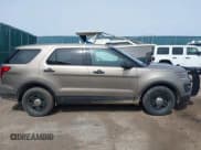 ✅ 2017 Ford Police Interceptor Utility • VIN: 1FM5K8AR5HGA44070 • Лот: 41923462. Опубликован ранее на IAAI с пробегом 146 676 миль. Бесплатный доступ к архиву аукционных продаж из США и подробный отчёт об истории автомобиля на DreamBid. Изображение 13.