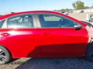 ✅ 2024 Kia Forte LXS • VIN: 3KPF24ADXRE804128 • Lot: 43565562. Wystawiony na IAAI z przebiegiem 10 215 mil. Bezpłatny archiwum sprzedaży aukcyjnych z USA i szczegółowy raport historii pojazdu na DreamBid. Zdjęcie 14.