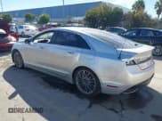 ✅ 2014 Lincoln MKZ Hybrid • VIN: 3LN6L2LU4ER812898 • Lot: 43623982. Wystawiony na IAAI z przebiegiem 192 881 mil. Bezpłatny archiwum sprzedaży aukcyjnych z USA i szczegółowy raport historii pojazdu na DreamBid. Zdjęcie 3.