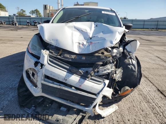 ✅ 2014 Ford Escape S • VIN: 1FMCU0F79EUA10818 • Лот: 91978785. Опубликован ранее на Copart с пробегом 221 652 миль. Бесплатный доступ к архиву аукционных продаж из США и подробный отчёт об истории автомобиля на DreamBid. Изображение 5.