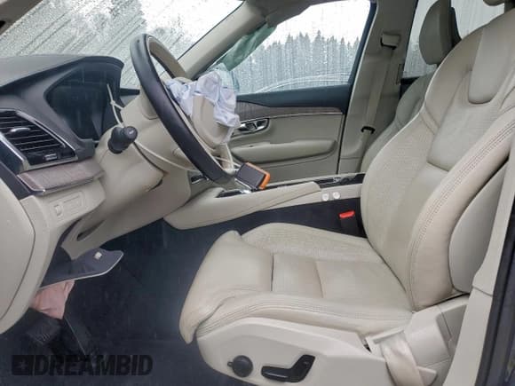 ✅ 2021 Volvo XC90 Inscription Expression • VIN: YV4BR00L3M1731060 • Lot: 90324815. Listed on Copart with Not provided. Free auction sales archive from the USA and detailed vehicle history report at DreamBid. Image 7.