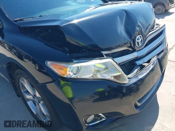✅ 2013 Toyota Venza Limited • VIN: 4T3ZK3BB0DU063604 • Lot: 43464952. Listed on IAAI with 155,027 mi. Free auction sales archive from the USA and detailed vehicle history report at DreamBid. Image 17.