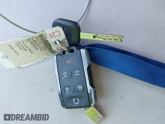 ✅ 2016 Chevrolet Suburban LT • VIN: 1GNSCHKC8GR465273 • Lot: 43622891. Wystawiony na IAAI z przebiegiem 177 835 mil. Bezpłatny archiwum sprzedaży aukcyjnych z USA i szczegółowy raport historii pojazdu na DreamBid. Zdjęcie 11.