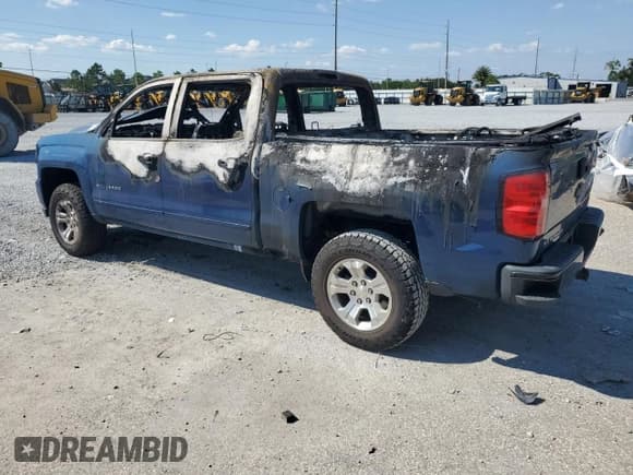 ✅ 2017 Chevrolet Silverado 1500 LT • VIN: 3GCUKRECXHG248296 • Лот: 81695615. Опубликован ранее на Copart с пробегом Не указан. Бесплатный доступ к архиву аукционных продаж из США и подробный отчёт об истории автомобиля на DreamBid. Изображение 2.