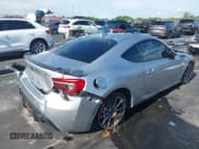 ✅ 2020 Subaru BRZ Limited • VIN: JF1ZCAC12L9702237 • Lot: 42743027. Wystawiony na IAAI z przebiegiem 62 616 mil. Bezpłatny archiwum sprzedaży aukcyjnych z USA i szczegółowy raport historii pojazdu na DreamBid. Zdjęcie 4.