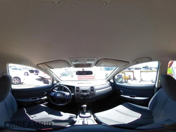 ✅ 2007 Nissan Versa S • VIN: 3N1BC13EX7L410415 • Lot: 43097089. Listed on IAAI with 132,079 mi. Free auction sales archive from the USA and detailed vehicle history report at DreamBid. Image 18.