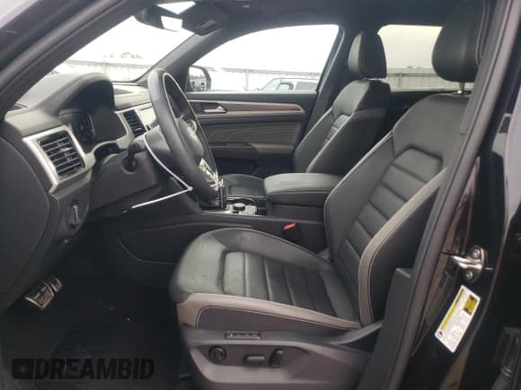 ✅ 2023 Volkswagen Atlas SEL Premium R-Line • VIN: 1V2FE2CA0PC223366 • Лот: 74196134. Опубликован ранее на Copart с пробегом 22 514 миль. Бесплатный доступ к архиву аукционных продаж из США и подробный отчёт об истории автомобиля на DreamBid. Изображение 7.