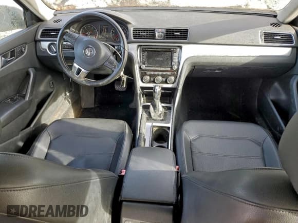 ✅ 2012 Volkswagen Passat SE • VIN: 1VWBH7A38CC071319 • Lot: 96251235. Listed on Copart with 234,819 mi. Free auction sales archive from the USA and detailed vehicle history report at DreamBid. Image 8.