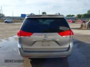 ✅ 2011 Toyota Sienna XLE • VIN: 5TDYK3DC4BS012512 • Lot: 43764837. Listed on IAAI with 291,739 mi. Free auction sales archive from the USA and detailed vehicle history report at DreamBid. Image 16.