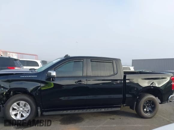 ✅ 2025 Chevrolet Silverado 1500 LT • VIN: 2GCPACED3S1191333 • Лот: 43662961. Опубликован ранее на IAAI с пробегом 3 562 миль. Бесплатный доступ к архиву аукционных продаж из США и подробный отчёт об истории автомобиля на DreamBid. Изображение 14.