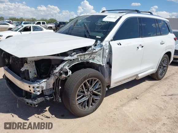 ✅ 2024 Lexus TX 350 • VIN: 5TDAAAB68RS005207 • Lot: 42841308. Listed on IAAI with 25,062 mi. Free auction sales archive from the USA and detailed vehicle history report at DreamBid. Image 17.