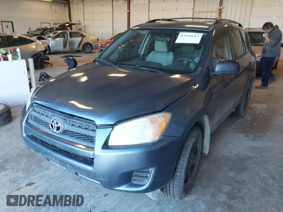 ✅ 2011 Toyota RAV4 • VIN: 2T3BF4DV2BW083868 • Лот: 43543613. Опубликован ранее на IAAI с пробегом 240 202 миль. Бесплатный доступ к архиву аукционных продаж из США и подробный отчёт об истории автомобиля на DreamBid. Изображение 17.