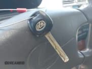 ✅ 1998 Lexus ES 300 • VIN: JT8BF28G6W5027315 • Lot: 42836930. Listed on IAAI with 93,062 mi. Free auction sales archive from the USA and detailed vehicle history report at DreamBid. Image 11.