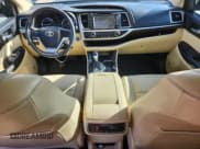 ✅ 2014 Toyota Highlander Limited • VIN: 5TDDCRFH3ES006969 • Лот: 70584385. Опубликован ранее на Copart с пробегом 148 436 миль. Бесплатный доступ к архиву аукционных продаж из США и подробный отчёт об истории автомобиля на DreamBid. Изображение 8.