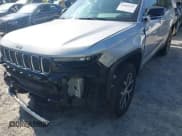 ✅ 2024 Jeep Grand Cherokee Limited • VIN: 1C4RJKBGXR8534616 • Lot: 43089540. Listed on IAAI with 41,607 mi. Free auction sales archive from the USA and detailed vehicle history report at DreamBid. Image 18.