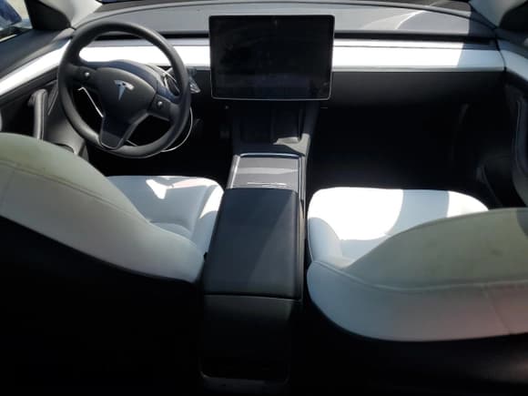 ✅ 2023 Tesla Model 3 • VIN: 5YJ3E1EAXPF599412 • Lot: 60316765. Wystawiony na Copart z przebiegiem 38 571 mil. Bezpłatny archiwum sprzedaży aukcyjnych z USA i szczegółowy raport historii pojazdu na DreamBid. Zdjęcie 8.