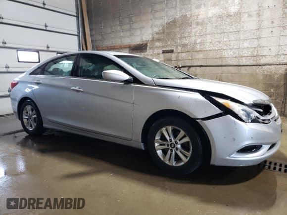 ✅ 2013 Hyundai Sonata GLS • VIN: 5NPEB4AC8DH746544 • Lot: 70664094. Listed on Copart with 82,194 mi. Free auction sales archive from the USA and detailed vehicle history report at DreamBid. Image 4.