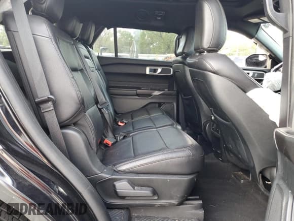 ✅ 2020 Ford Explorer XLT • VIN: 1FMSK8DH6LGC05959 • Lot: 85093815. Listed on Copart with 69,628 mi. Free auction sales archive from the USA and detailed vehicle history report at DreamBid. Image 11.