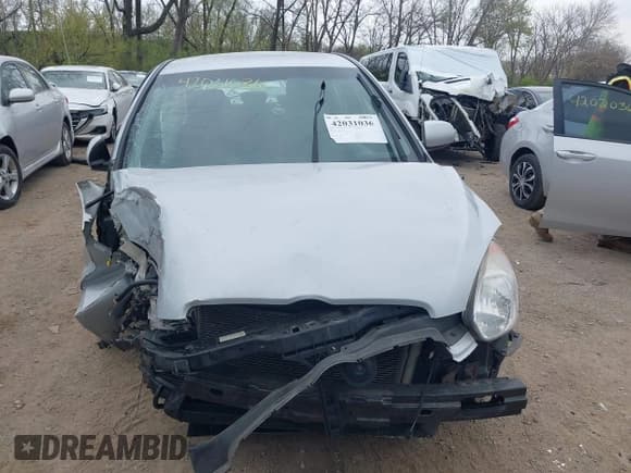 ✅ 2010 Hyundai Accent GLS • VIN: KMHCN4AC5AU477897 • Лот: 42031036. Опубликован ранее на IAAI с пробегом 121 498 миль. Бесплатный доступ к архиву аукционных продаж из США и подробный отчёт об истории автомобиля на DreamBid. Изображение 11.