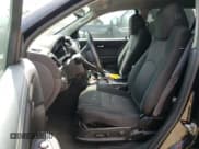 ✅ 2013 Chevrolet Traverse LT • VIN: 1GNKRGKD6DJ106144 • Lot: 67556434. Wystawiony na Copart z przebiegiem 124 104 mil. Bezpłatny archiwum sprzedaży aukcyjnych z USA i szczegółowy raport historii pojazdu na DreamBid. Zdjęcie 7.