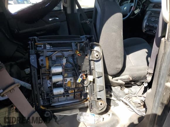 ✅ 2011 Chevrolet Tahoe Commercial • VIN: 1GNLC2E02BR224627 • Lot: 50222855. Listed on Copart with 167,553 mi. Free auction sales archive from the USA and detailed vehicle history report at DreamBid. Image 12.