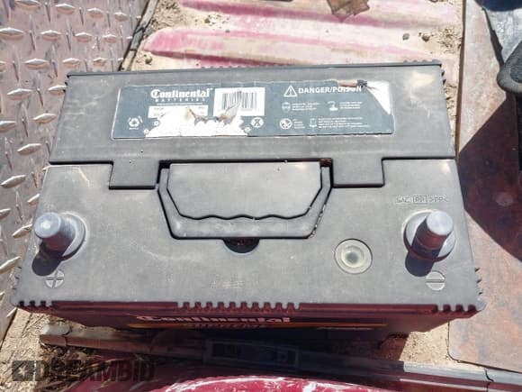 ✅ 1996 Ford F-250 • VIN: 1FTHW25F9TEB54241 • Lot: 42084358. Wystawiony na IAAI z przebiegiem 372 572 mil. Bezpłatny archiwum sprzedaży aukcyjnych z USA i szczegółowy raport historii pojazdu na DreamBid. Zdjęcie 12.