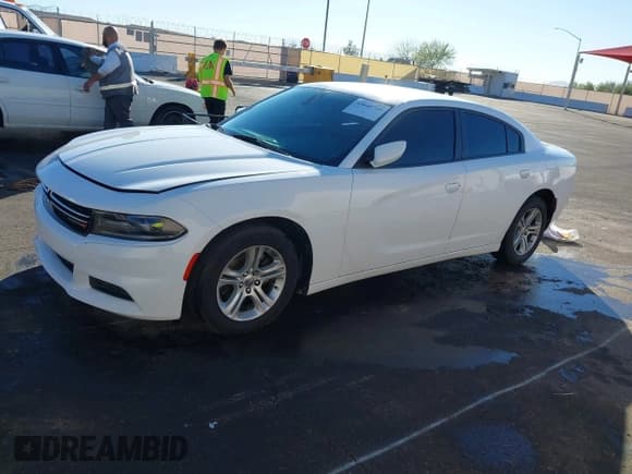 ✅ 2016 Dodge Charger SE • VIN: 2C3CDXBGXGH267421 • Lot: 43640720. Wystawiony na IAAI z przebiegiem 142 906 mil. Bezpłatny archiwum sprzedaży aukcyjnych z USA i szczegółowy raport historii pojazdu na DreamBid. Zdjęcie 14.
