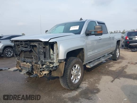 ✅ 2015 Chevrolet Silverado 2500HD LT • VIN: 1GC1KVEG2FF617973 • Лот: 43701265. Опубликован ранее на IAAI с пробегом 241 513 миль. Бесплатный доступ к архиву аукционных продаж из США и подробный отчёт об истории автомобиля на DreamBid. Изображение 18.