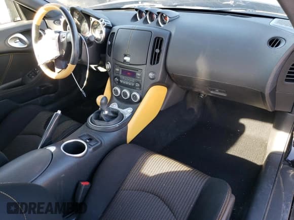 ✅ 2018 Nissan 370Z • VIN: JN1AZ4EH3JM571222 • Lot: 49055595. Wystawiony na Copart z przebiegiem 44 300 mil. Bezpłatny archiwum sprzedaży aukcyjnych z USA i szczegółowy raport historii pojazdu na DreamBid. Zdjęcie 8.