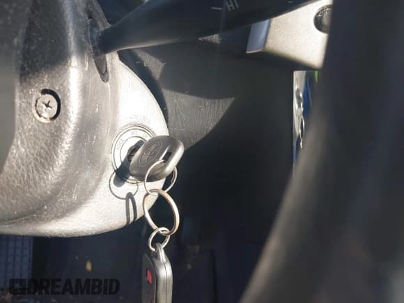 ✅ 2008 Toyota Matrix XR • VIN: 2T1KR32E18C706856 • Лот: 43486758. Опубликован ранее на IAAI с пробегом 194 485 миль. Бесплатный доступ к архиву аукционных продаж из США и подробный отчёт об истории автомобиля на DreamBid. Изображение 11.